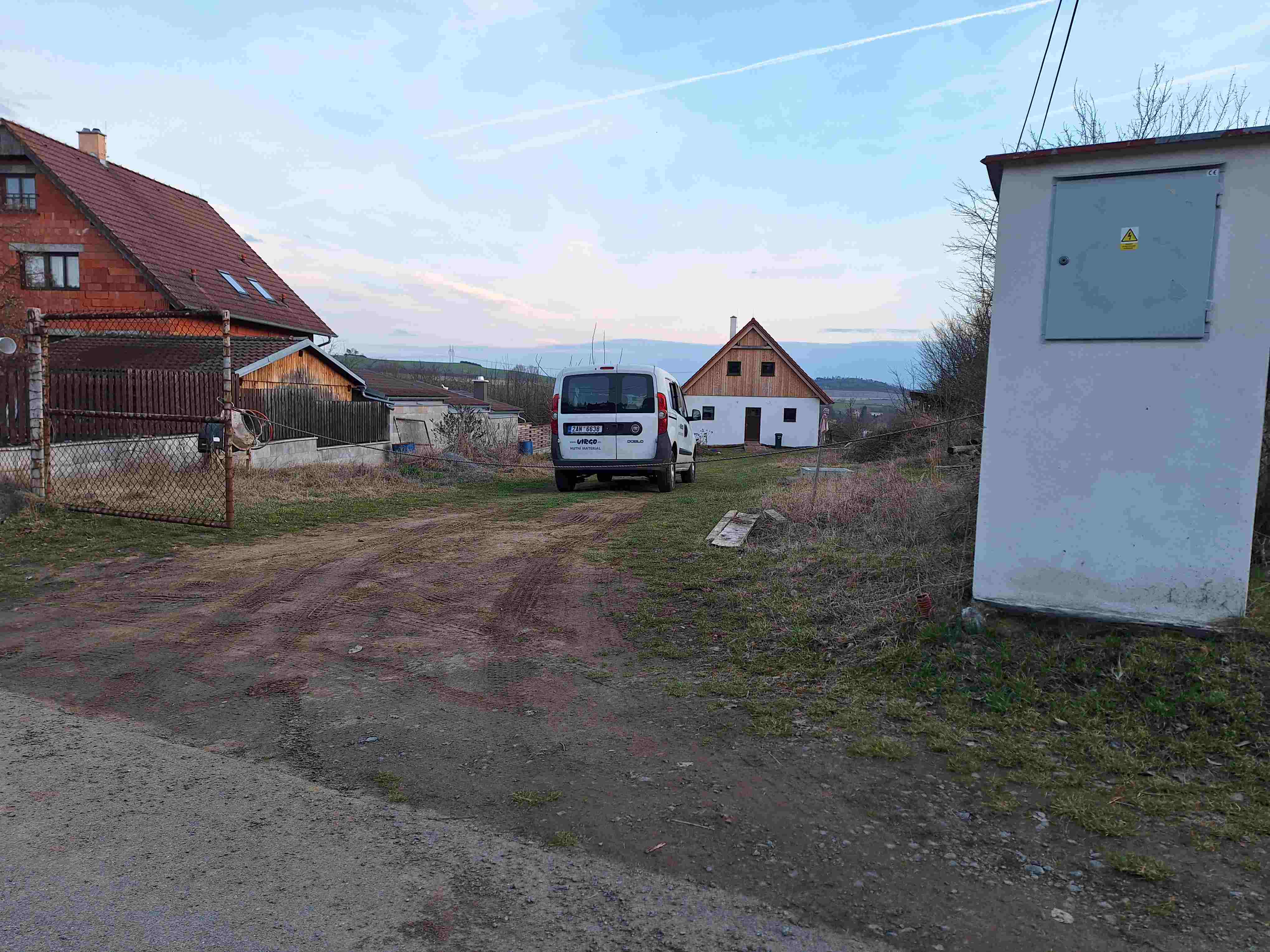 Naše brána - pletivo a provaz